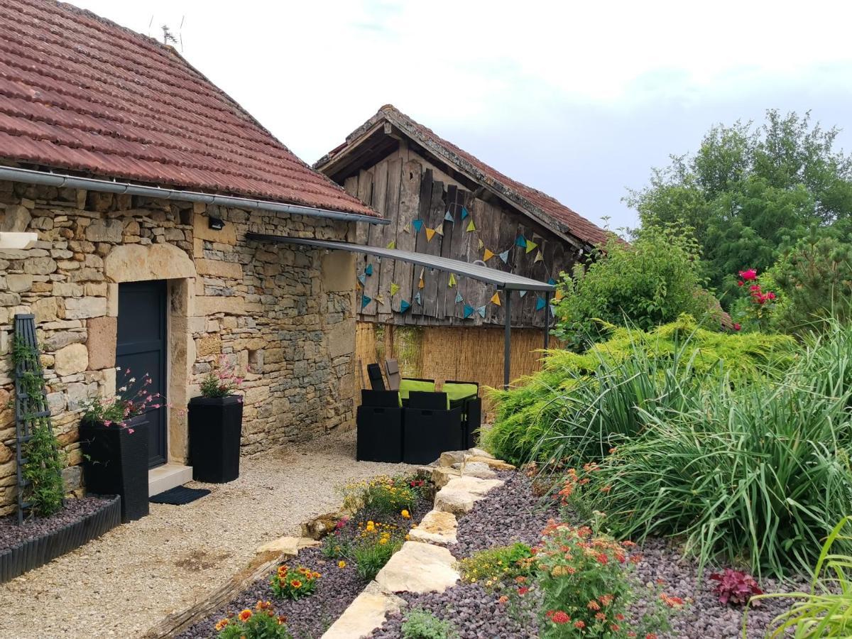 Le Mas De Carrie Bed & Breakfast Parisot  Eksteriør bilde