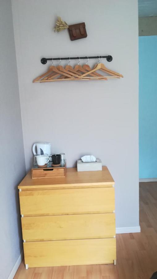 Le Mas De Carrie Bed & Breakfast Parisot  Eksteriør bilde