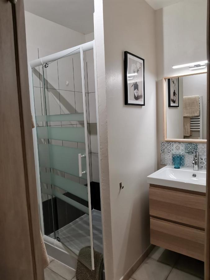 Le Mas De Carrie Bed & Breakfast Parisot  Eksteriør bilde